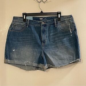 OLD NAVY High Rise Regular Standard Short‎ in Pebble Wash